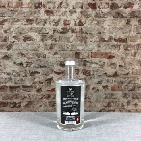 Alternative view of Iris Dry Gin 47% 0,5l