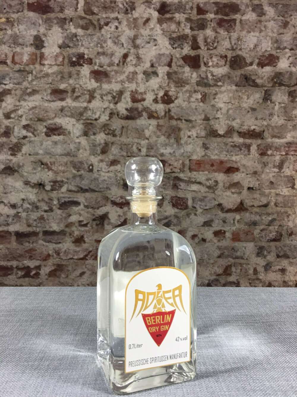 Adler Berlin Dry Gin 42% 0,7l – Bild 3