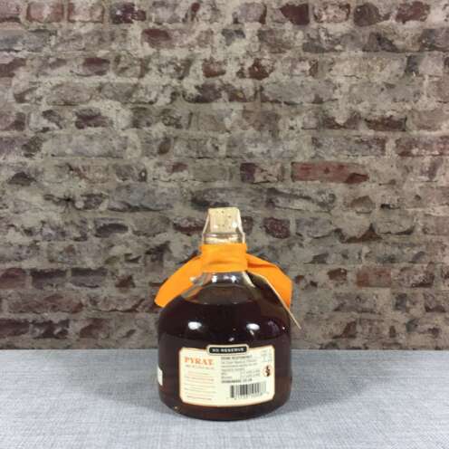 Alternative view of Pyrat XO Rum 40% 0,7l