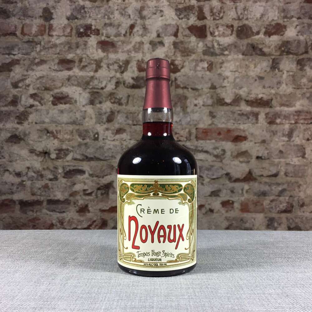 Tempus Fugit Crème de Noyaux 30% 0,7l