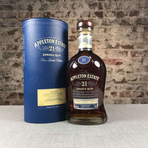 Alternative view of Appleton Estate 21Yo 43% 0,7l