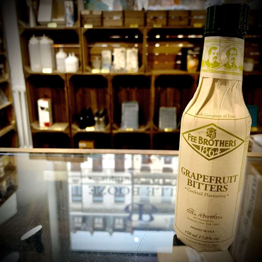 The Bitter Truth "TBT" Grapefruit Bitters 44 % 0,2l – Bild 2