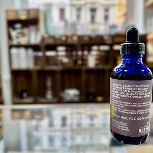 Alternative view of MS. Better´s Bitters Black Pepper Cardamom 40% 0,12l