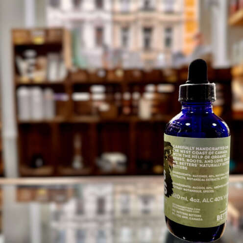 Alternative view of MS. Better´s Bitters Green Strawberry Mac Kwan 40% 0,12l