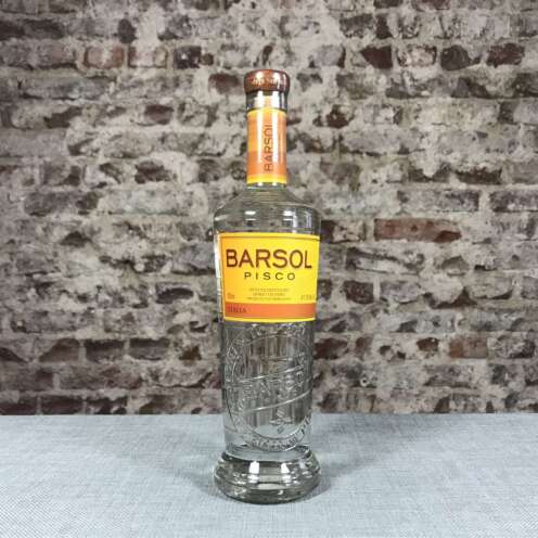 1. Produktbild Barsol Selecto Italia Pisco • Alt‑Attribut: Barsol Selecto Italia Pisco – Premium-Pisco kaufen bei Belle Booze 2. Spritz-Glas mit Barsol Italia Pisco • Alt‑Attribut: Italia Pisco Spritz mit Barsol – Mediterraner Aperitif 3. Detailaufnahme der Flasche vor Trauben • Alt‑Attribut: Barsol Selecto Italia Pisco – aus 100 % Italia-Trauben