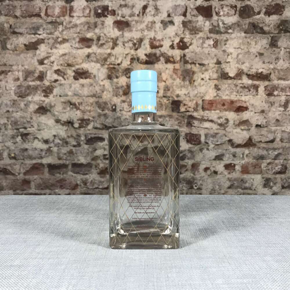 Sibling Triple Distilled Gin 42% 0,7l – Bild 2