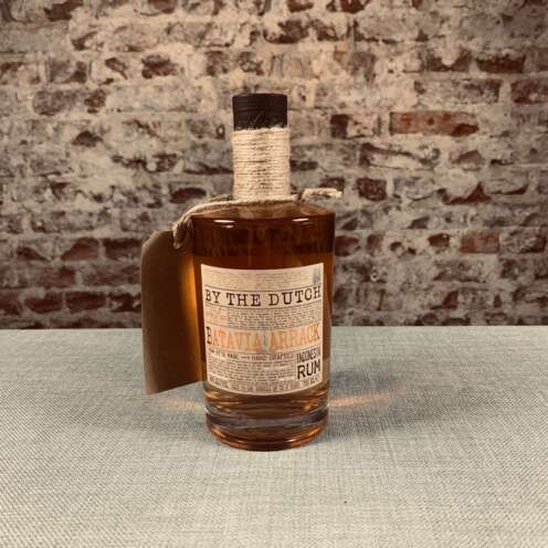 By The Dutch Arrack "Indonesia Rum" 8Yo 48% 0,7L