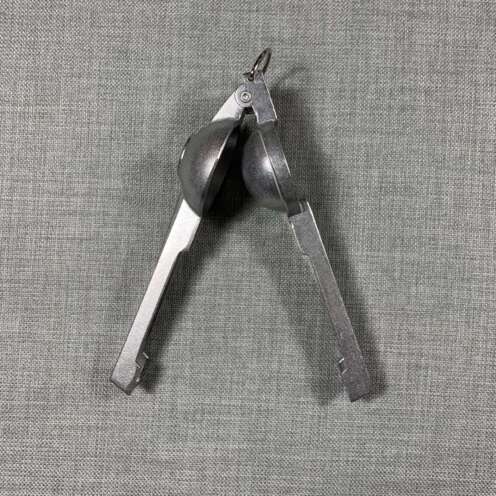 Alternative view of Heavy Duty Citrus Presse