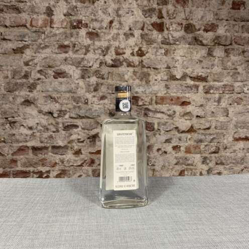 Alternative view of Inverroche Gin 43% 0,7L