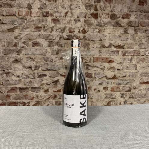 ÎLE FOUR Premium Junmai Ginjo Sake 16% 0,72l