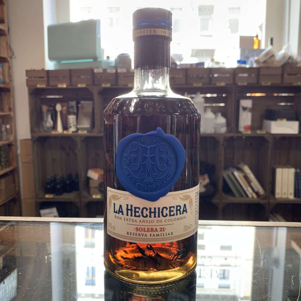 La Hechicera Colombian Ron Extra Anejo Solera 40% 0,7l
