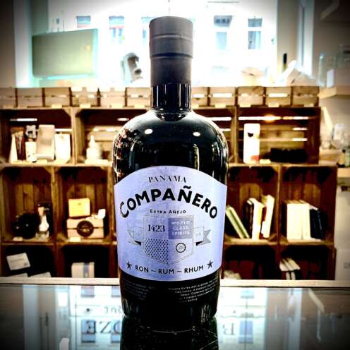 1423 Companero Rum "PANAMA"  54% 0,7l