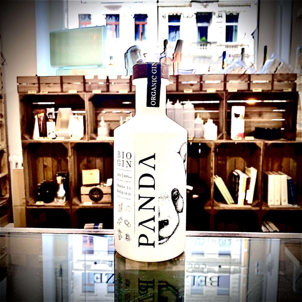 Panda Organic Gin – Bio-zertifizierter Gin mit Kirschen, Wacholder und Kräutern. Perfekt für Gin Tonic oder kreative Cocktails. Jetzt bei Belle Booze kaufen! Keyphrase: Panda Organic Gin kaufen