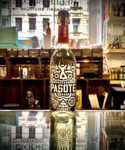 Pasote Reposado – Authentischer Reposado-Tequila aus Jalisco mit 8-monatiger Bourbon-Fasslagerung, Aromen von gerösteter Agave, Honig und Gewürzen. Jetzt bei Belle Booze kaufen!