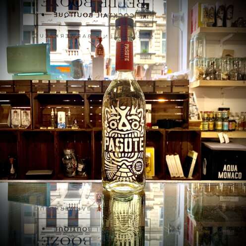 Pasote Reposado – Authentischer Reposado-Tequila aus Jalisco mit 8-monatiger Bourbon-Fasslagerung, Aromen von gerösteter Agave, Honig und Gewürzen. Jetzt bei Belle Booze kaufen!