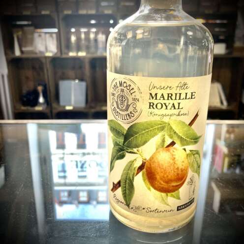 Alternative view of The Mosel Distillers Runde Römer Haselnuss 40% 0,5l