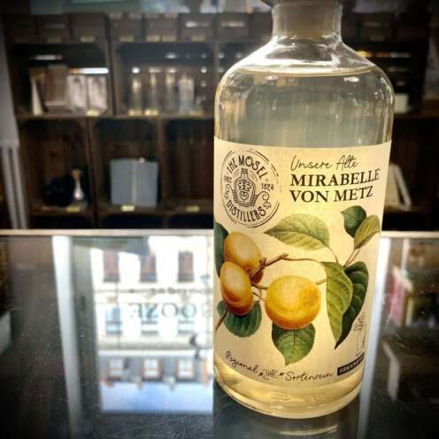 Alternative view of The Mosel Distillers Mirabelle von Metz 40% 0,5l