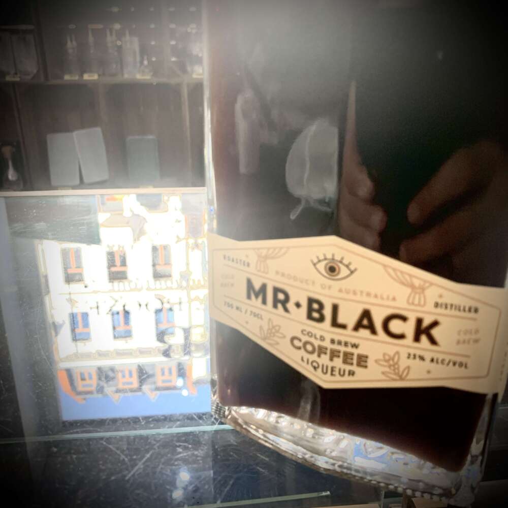 Mr. Black Coffee Liqueur 23% 0,7l – Bild 2
