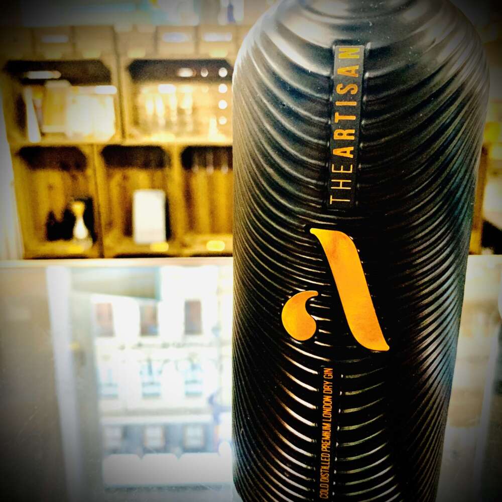 The Artisan Gin 44% 0,5l – Bild 2