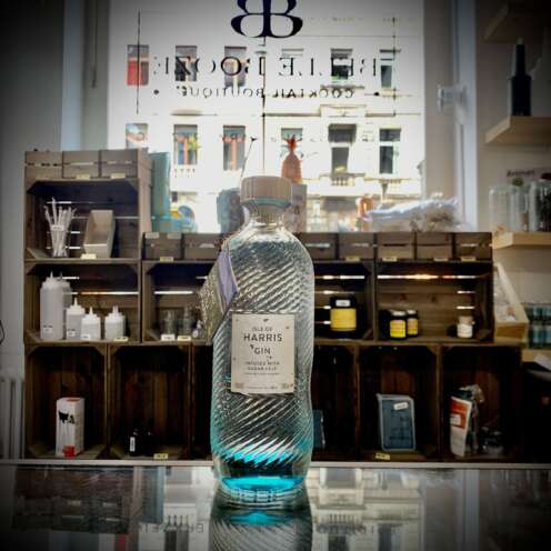 Isle of Harris Gin – Authentischer Premium-Gin aus den Outer Hebrides, mit frischen Wacholder- und Kräuternoten sowie maritimem Flair. Jetzt im Belle Booze Shop in Köln kaufen! Keyphrase Isle of Harris Gin