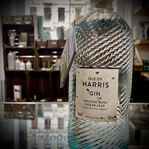 Alternative view of Isle of Harris Gin 45% 0,7l