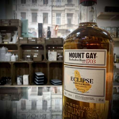 Alternative view of Mount Gay Eclipse Rum 40%
