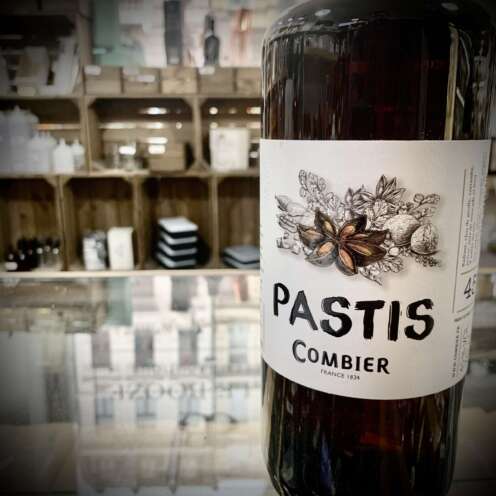 Alternative view of Pastis d´antan 45% 0,7l