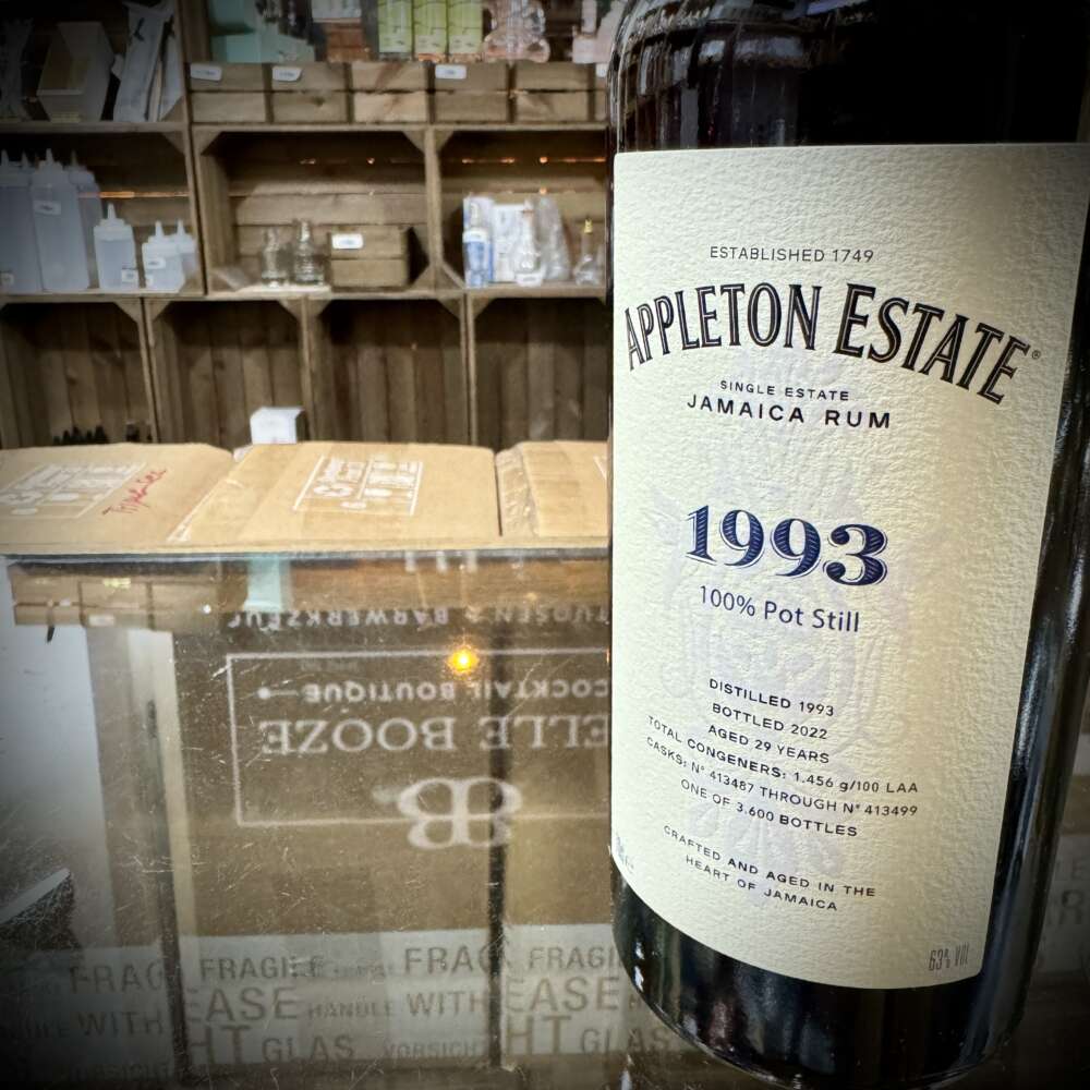 Appleton Hearts Rum Collection 1993 63% 0,7l – Bild 2