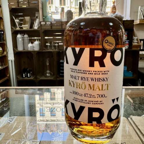 Alternative view of Kyrö Malt Rye Wood Smoke Whisky 47,2% 0,7l