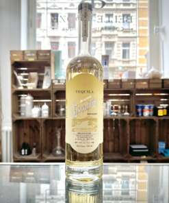 Tequila Cascahuin Reposado 100% Agave 40% 0,7l