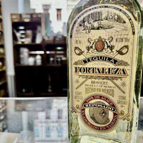 Alternative view of Fortaleza Reposado Tequila 40% 0,7l