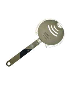 Exklusiver Birdy Kwānt Cocktail Strainer KS78 aus poliertem Edelstahl – perfektes Bar-Tool für professionelle Mixtechniken. Jetzt in Köln bei Belle Booze kaufen. Der Birdy by Erik Lorincz Kwānt Cocktail Strainer KS78 ist ein unverzichtbares Werkzeug für jede Bar und eignet sich hervorragend zum präzisen Abseihen und für fortgeschrittene Mixtechniken wie das “Throwing”. Sein elegantes Design und die hochwertige Verarbeitung machen ihn zu einem Highlight in jeder Barkollektion.