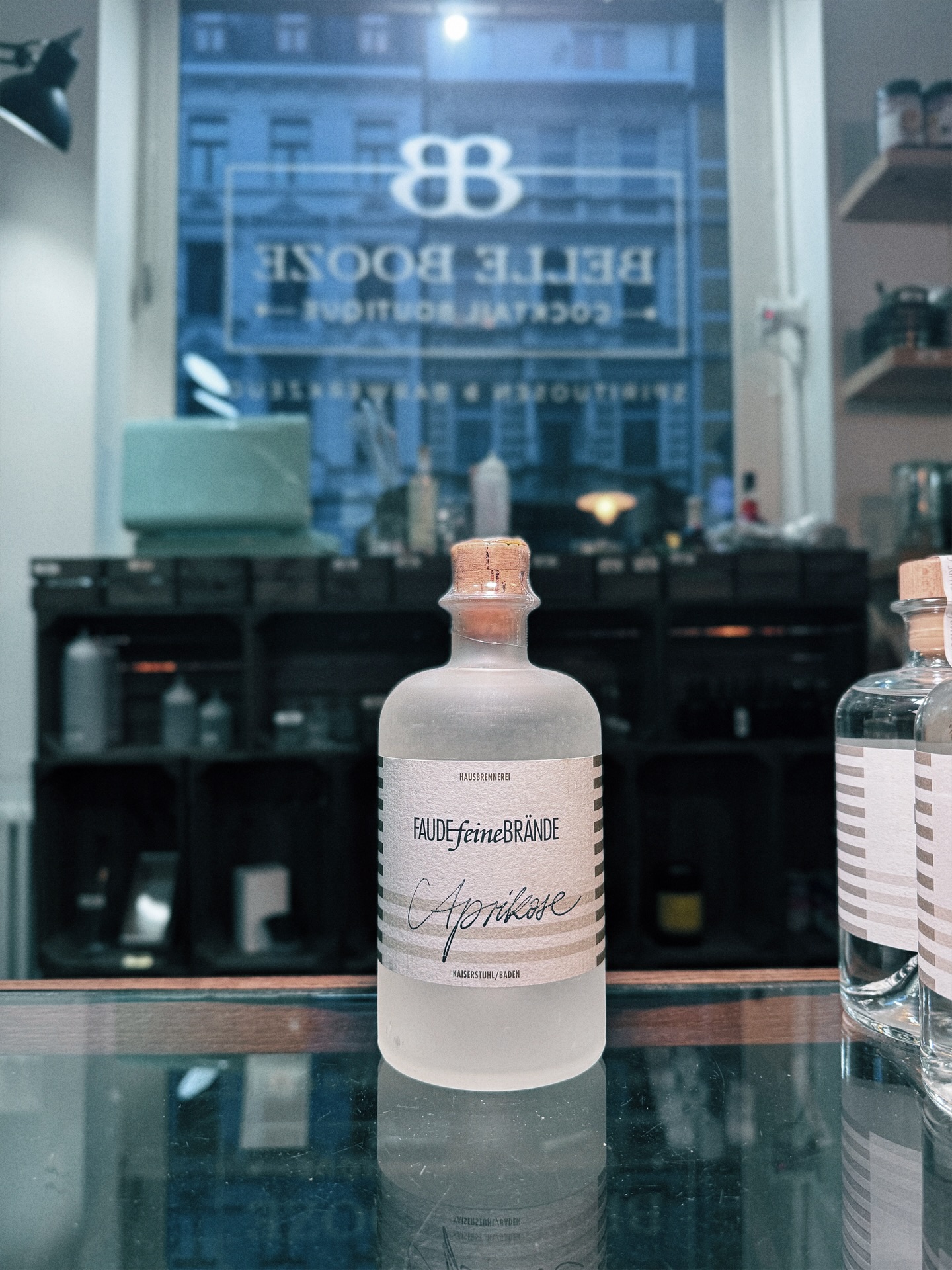 Faude feine Brände Aprikose 40% 0,5l – Bild 2