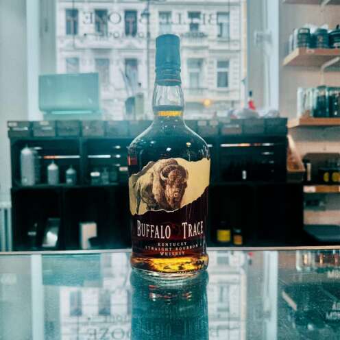 Alternative view of Buffalo Trace Bourbon 45% 1l