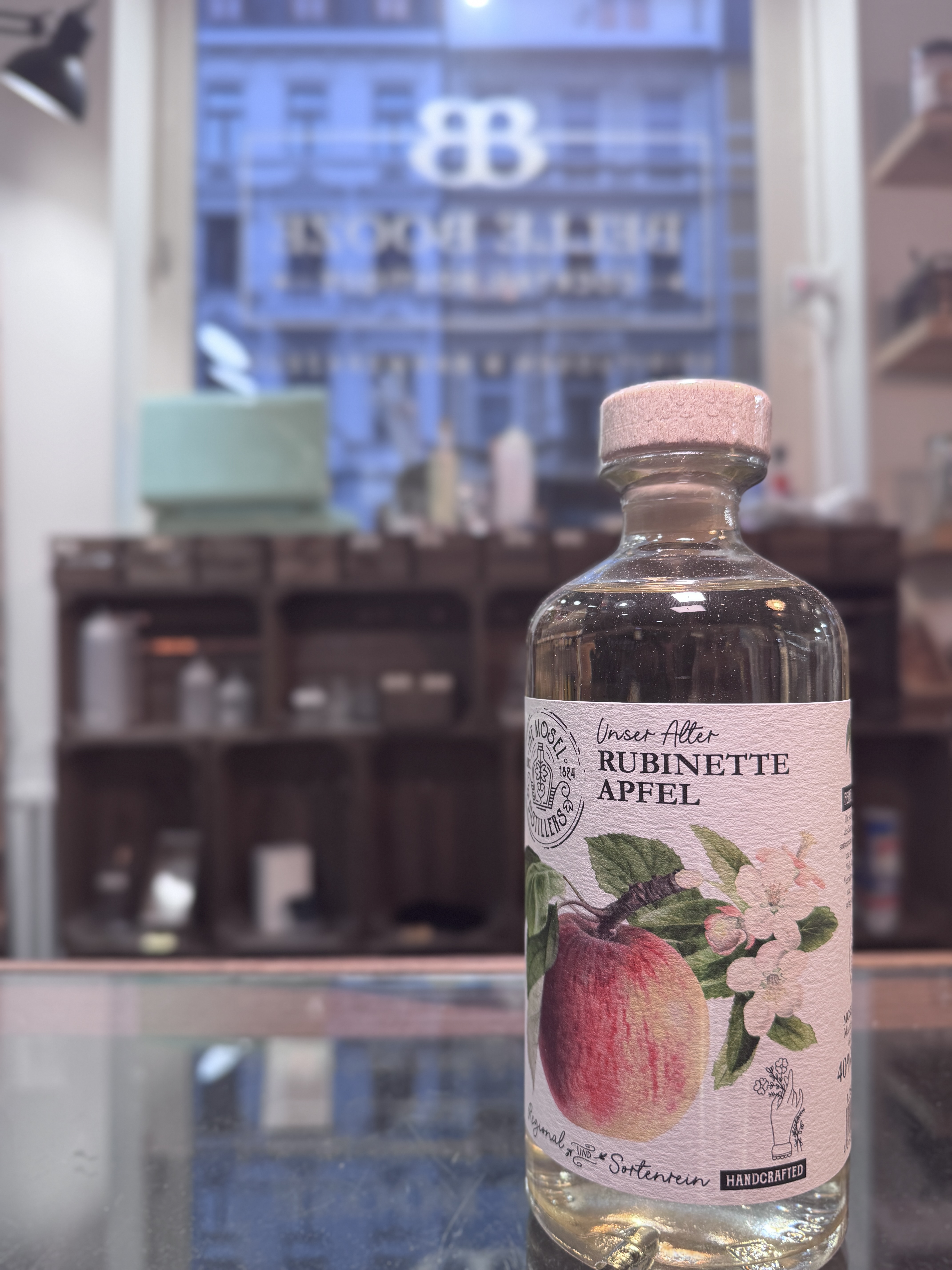 The Mosel Distillers Rubinette Apfel 40% 0,5l – Bild 2