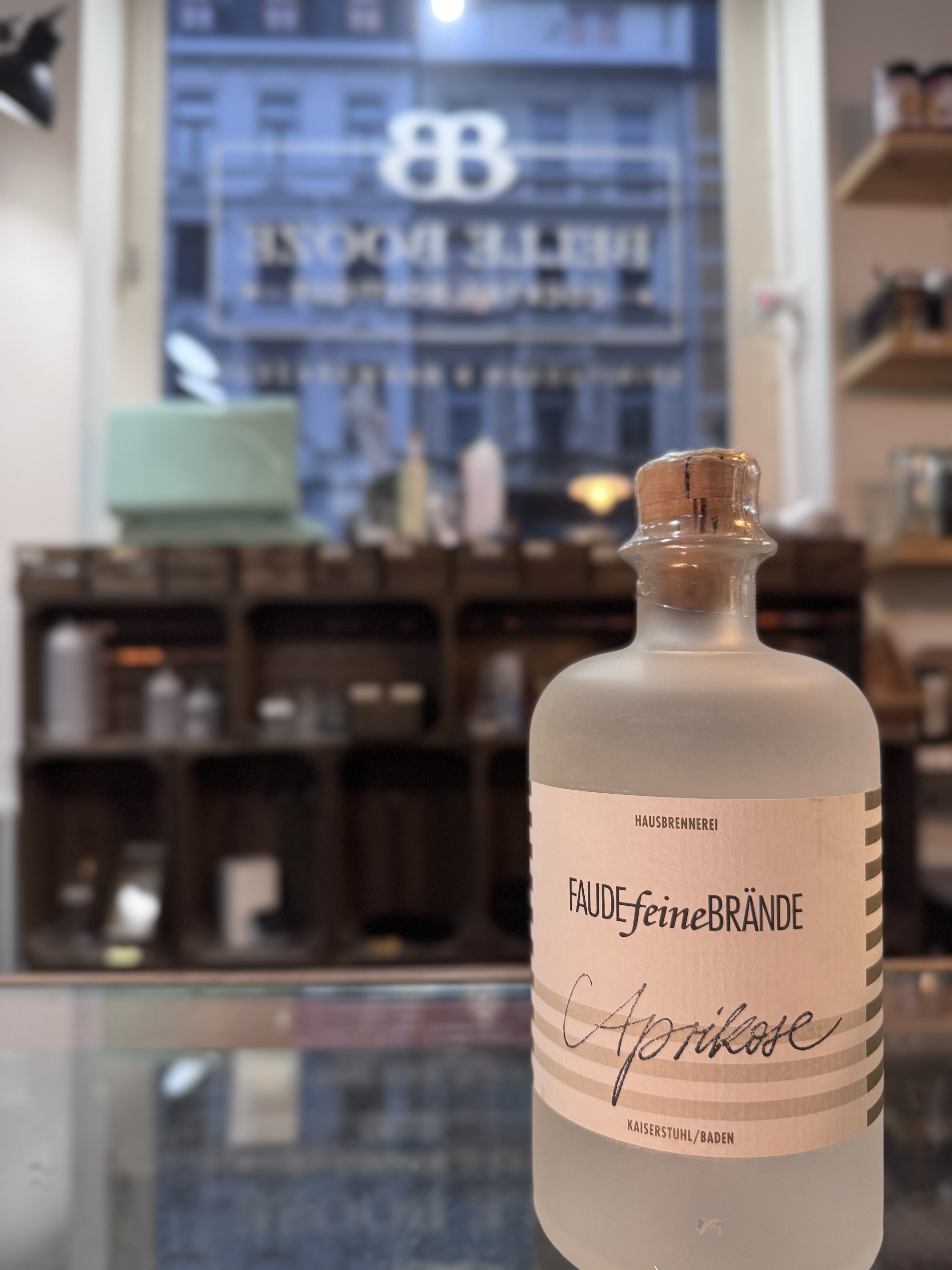 Faude feine Brände Aprikose 40% 0,5l – Bild 3