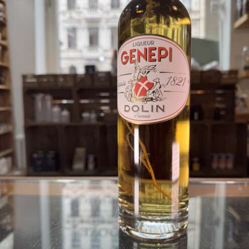 Alternative view of Dolin Genepi 1821 40% 0,7L
